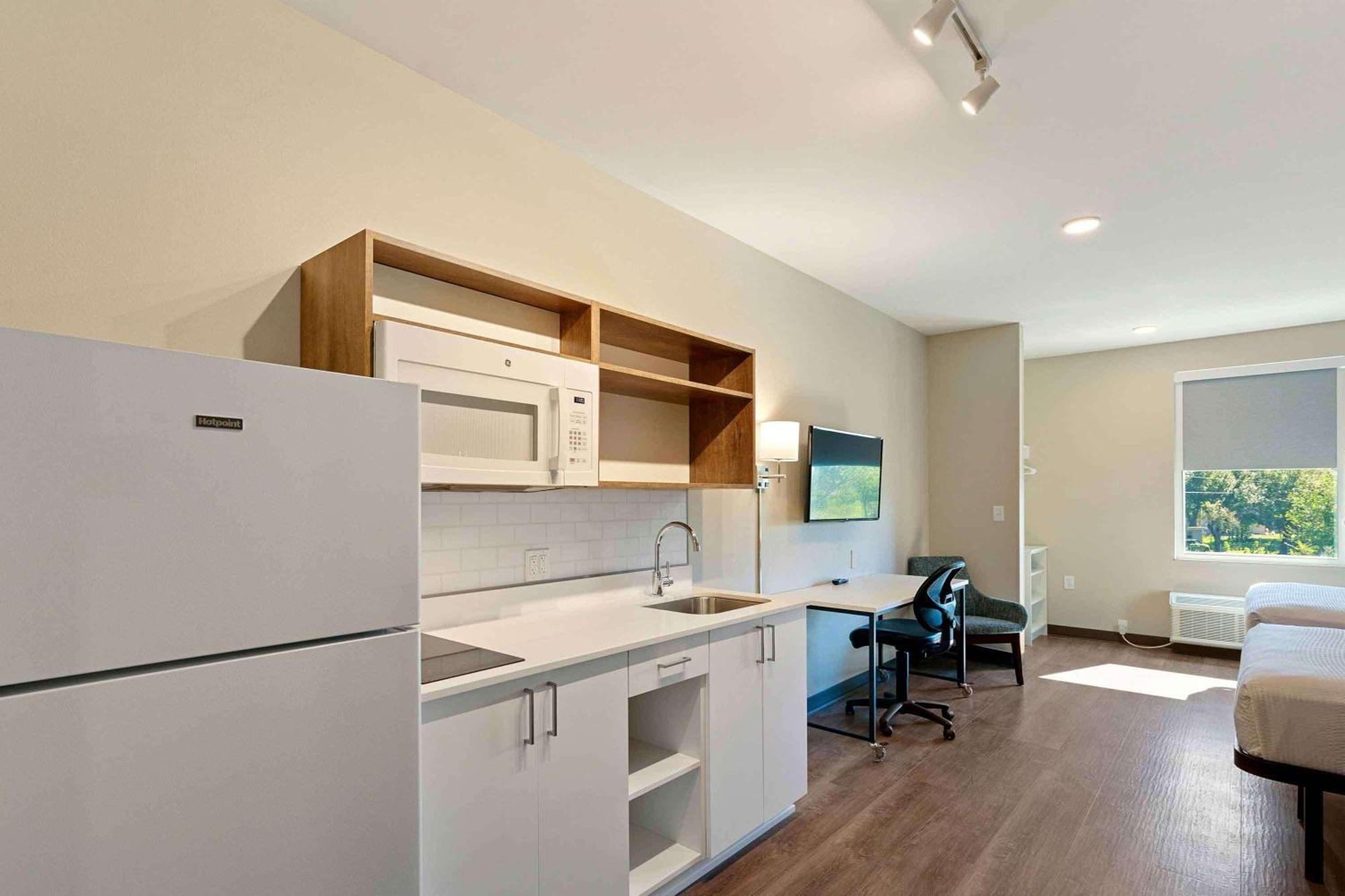 Extended Stay America Premier Suites - Melbourne - Palm Bay West Melbourne Exterior photo